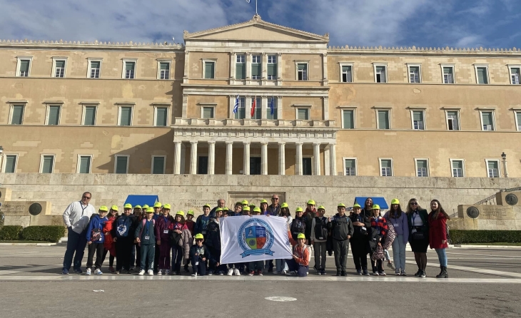 Δημ. Σχ. Γόννων: Εκπαιδευτική Επίσκεψη των Στ’ &amp;  Έ Τάξεων στη Βουλή των Ελλήνων και στην Ακρόπολη